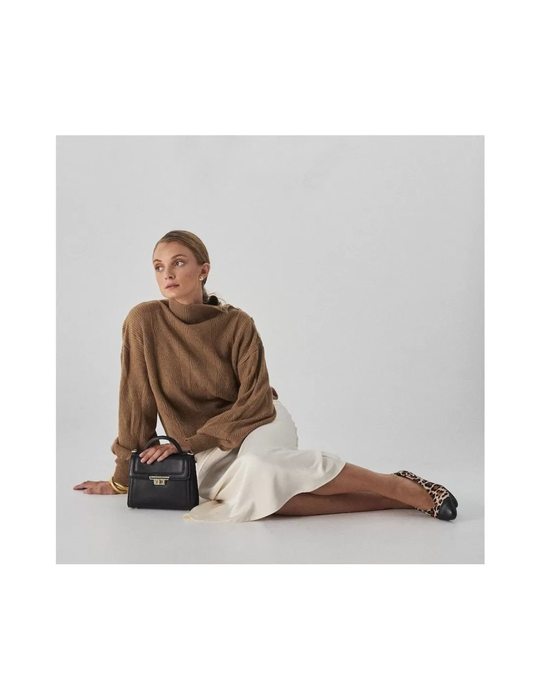 bolso_de_piel_mujer_pequeno_s_3.webp Mujer MONPIEL Bolsos De Piel Pequeños | Bolsos Piel Mujer*Bolso de piel mujer pequeno 60’s