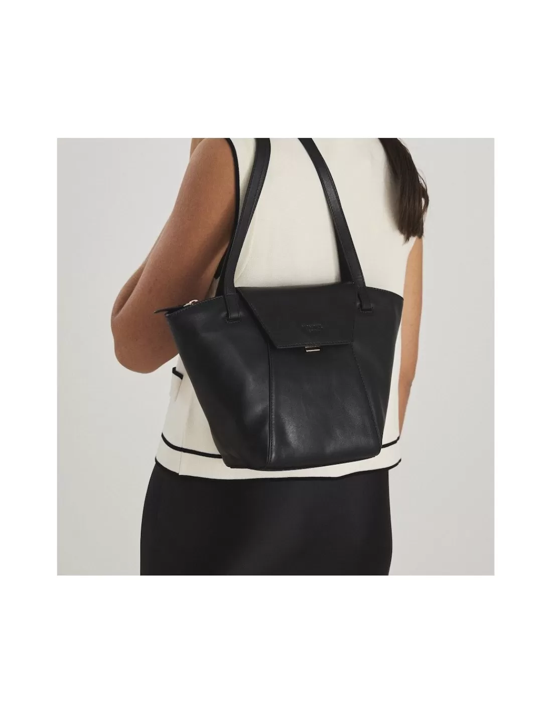 bolso_de_piel_mujer_tote_bag_paris_2.webp Mujer MONPIEL Bolsos De Piel Medianos | Bolsos Piel Mujer*Bolso de piel mujer Tote Bag Paris