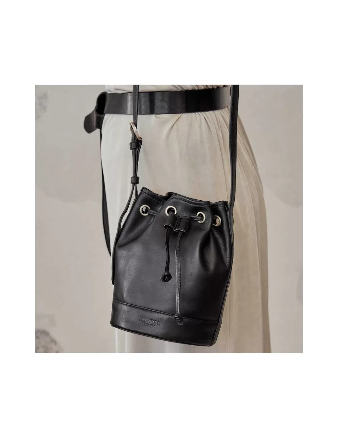 bolso_saco_bombonera_pequeno_1-1.webp Mujer MONPIEL Bolsos De Piel Pequeños | Bolsos Piel Mujer*Bolso Saco Bombonera Pequeno