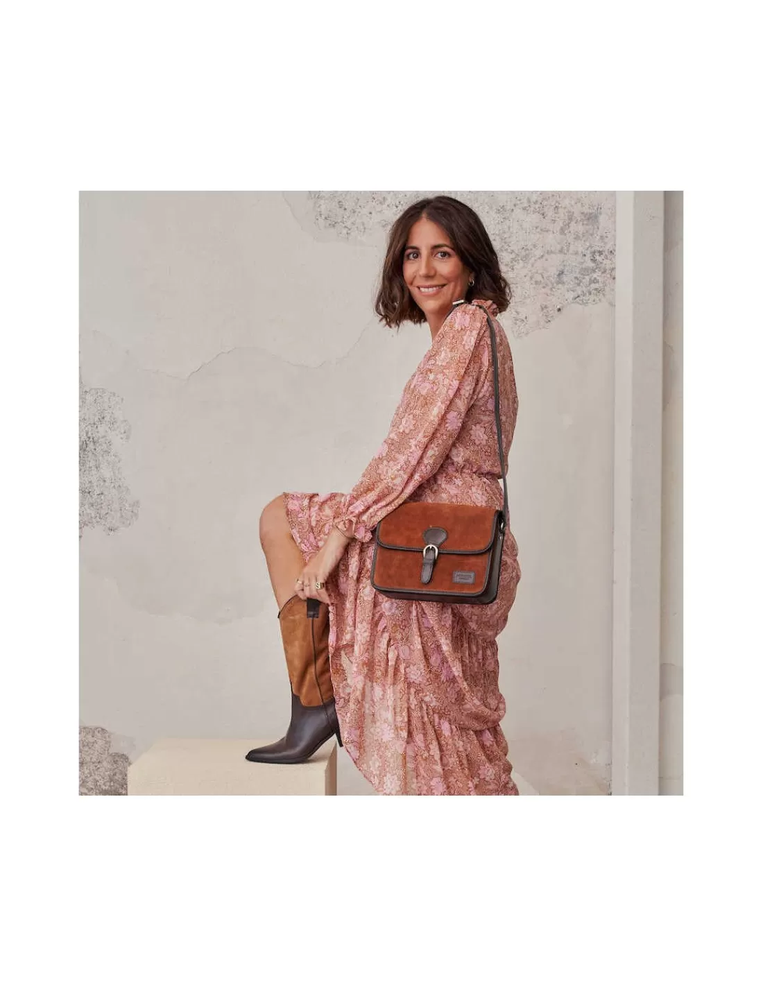 bolso_satchel_hebilla_4.webp Mujer MONPIEL Bolsos De Piel Medianos | Bolsos Piel Mujer*Bolso Satchel Hebilla