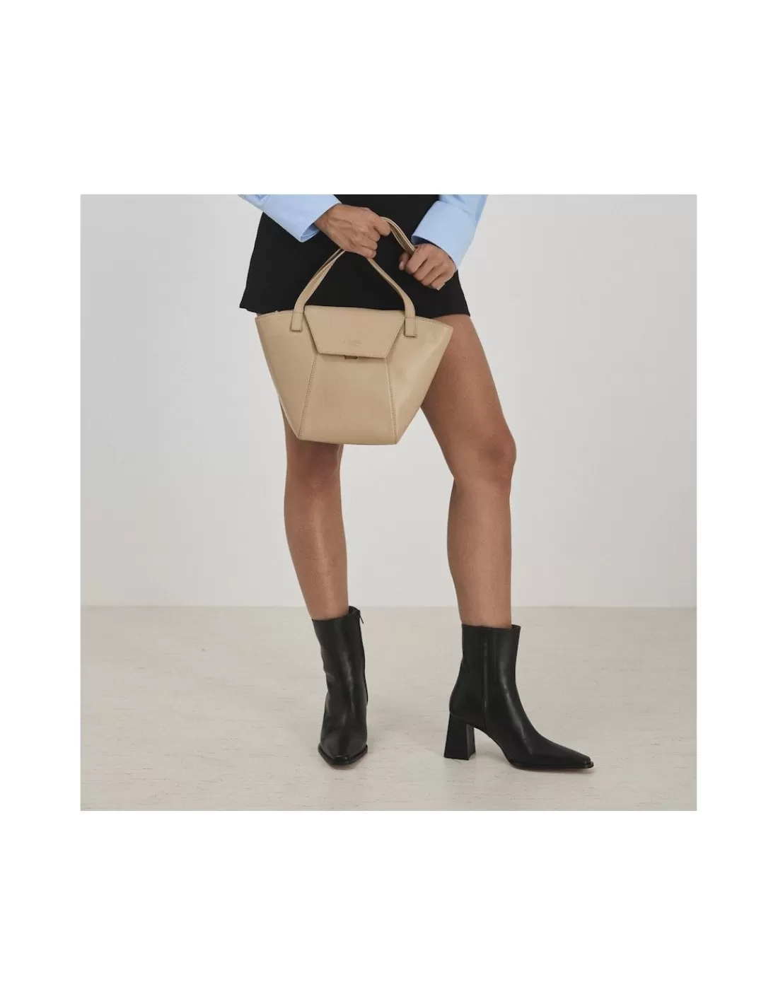 botin_de_tacon_valentina_5.webp Mujer MONPIEL Botines Piel Mujer*Botin de tacon Valentina