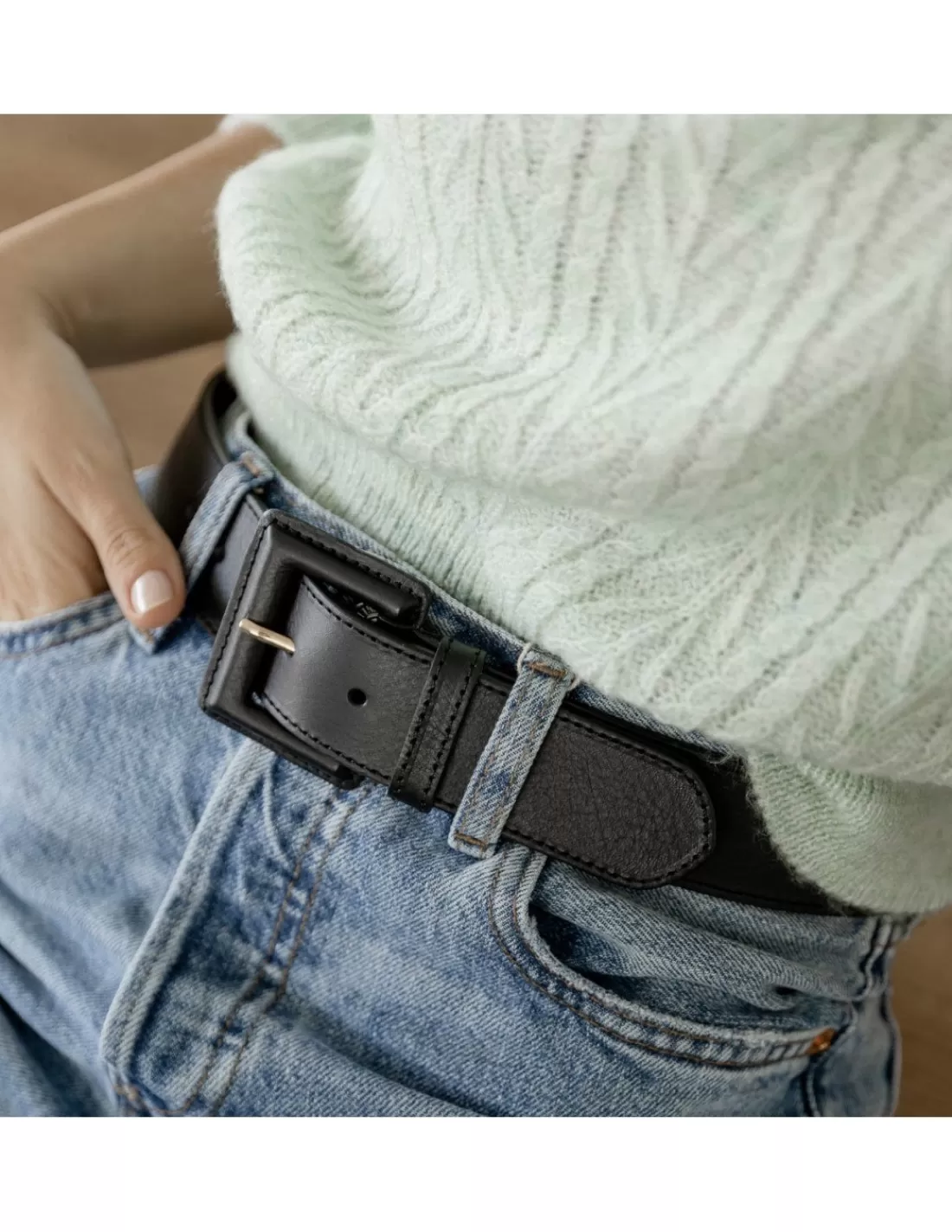 cinturon_ancho_mujer_de_piel_hebilla_forrada_5-1.webp Mujer MONPIEL Cinturones Piel Mujer*Cinturon ancho mujer de piel hebilla forrada