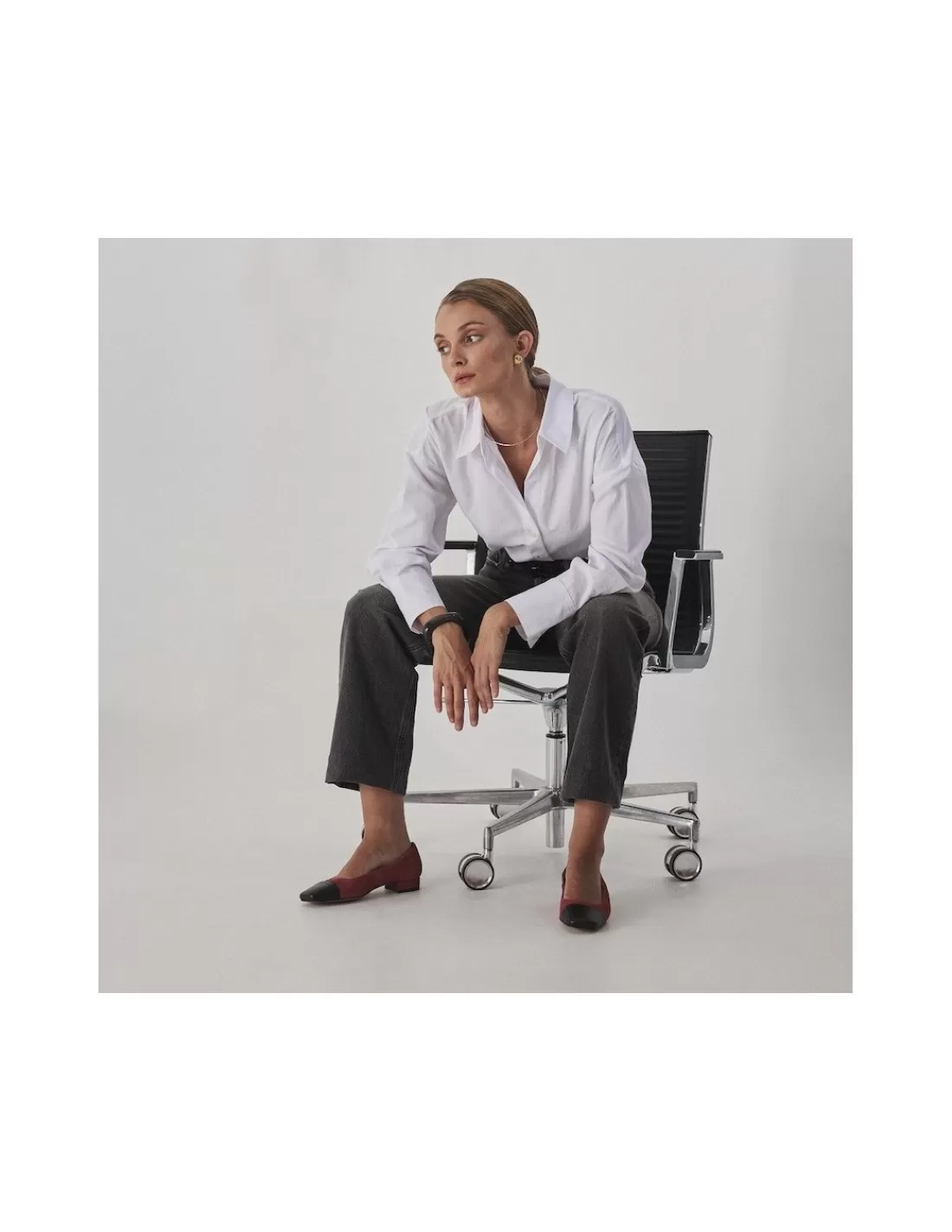 zapato_punta_cuadrada_gabi_4-1.webp Mujer MONPIEL Bailarinas Manoletinas Mujer*Zapato Punta Cuadrada Gabi